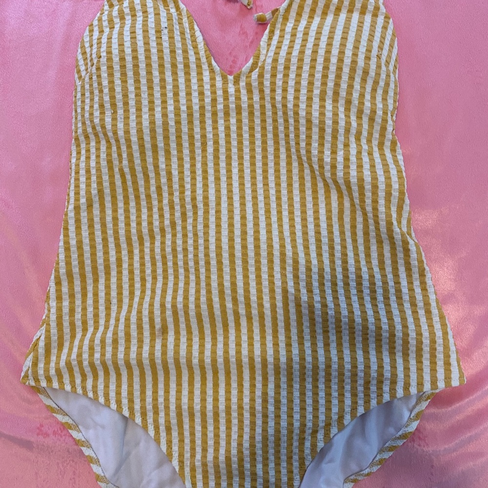 Jessica Simpson Swimwear large